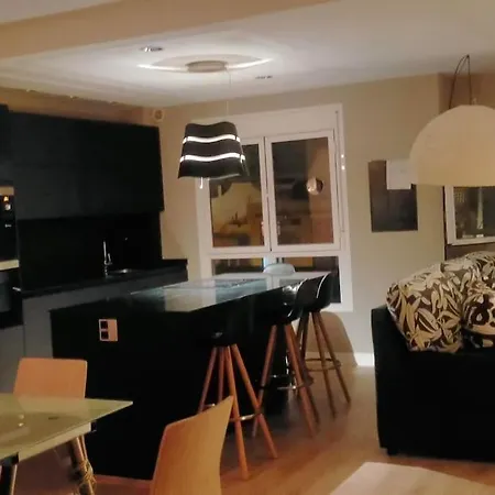 Luminoso Duplex En Canteras 아파트